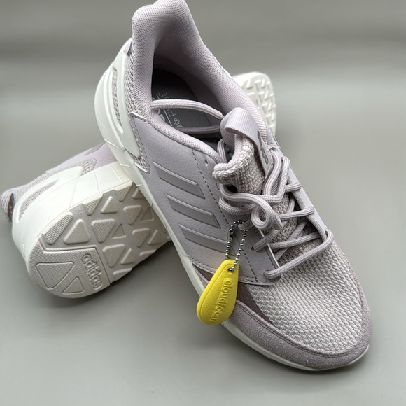 NWT! Adidas Questarstrike X Sneakers Women’s 7 Ice Purple - Picture 1 of 12